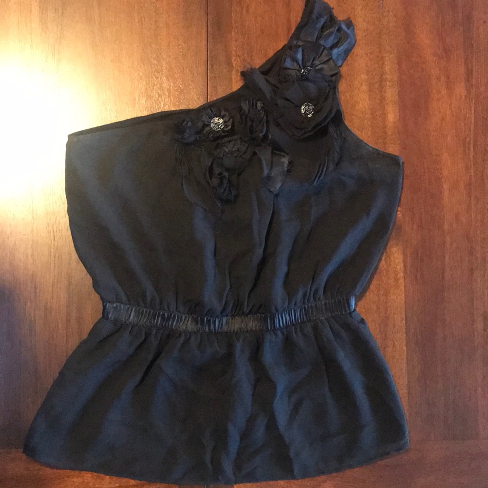 Bebe one shoulder top